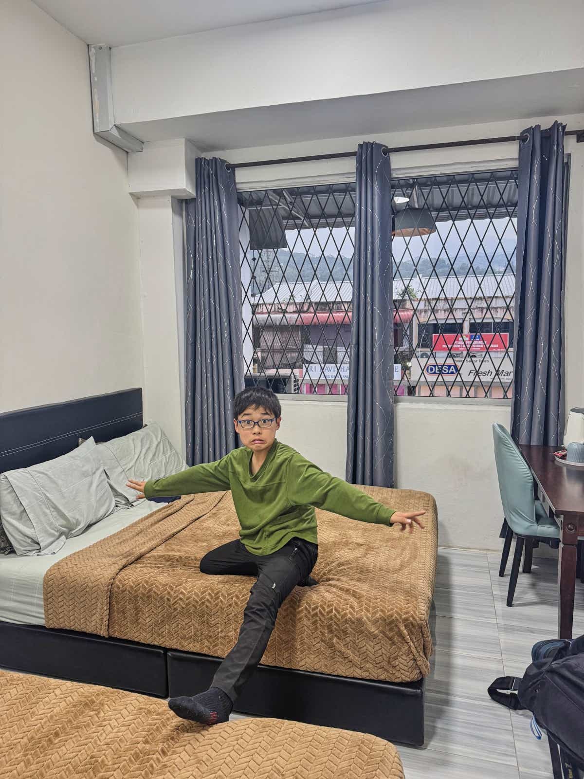 マレーシアのボルネオ島への親子キャンプ旅