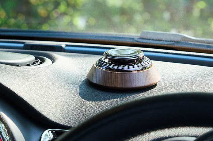 MILLATIUM「カーフレグランス ソーラー」