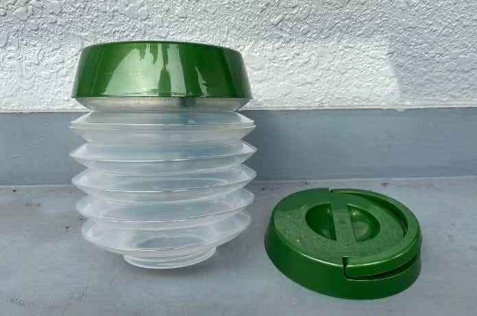 ウォータータンクを乾かしている様子