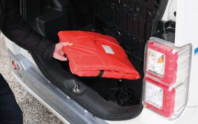 モンベル 浮くっしょん