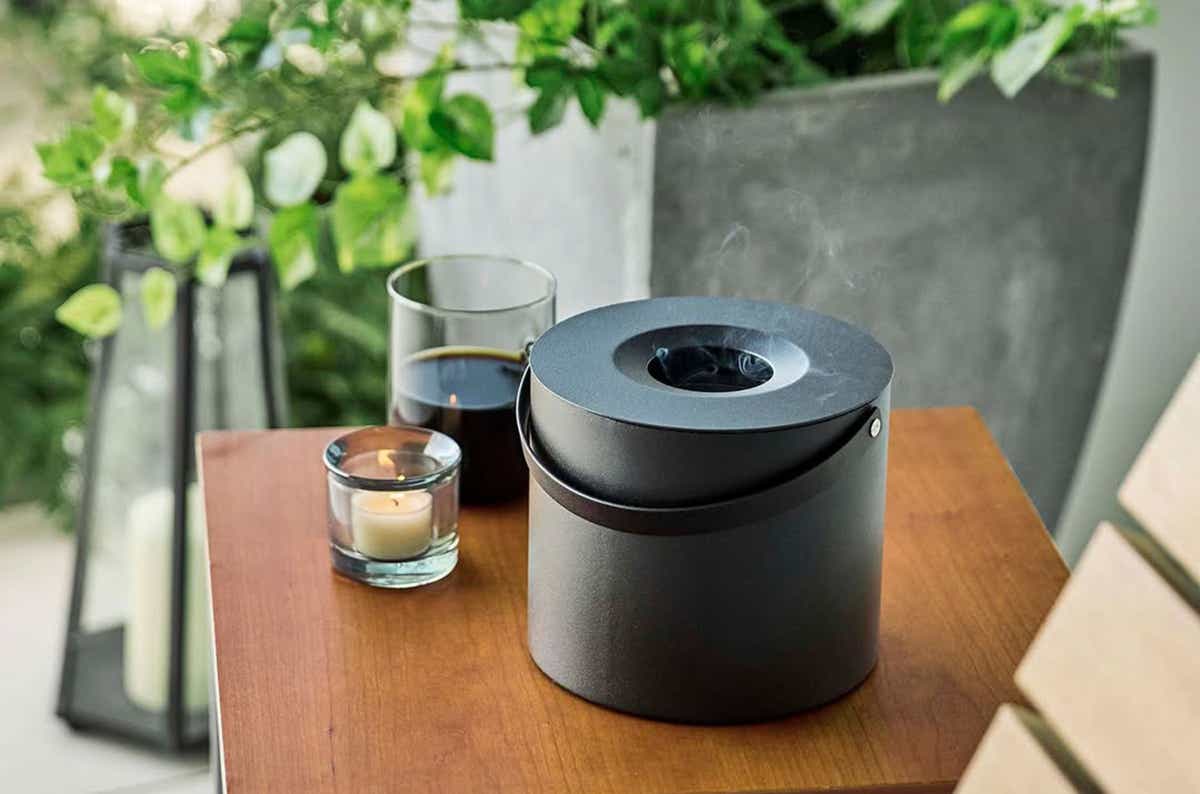 山崎実業 「そのまま入れられる 蚊取り線香収納ポット」