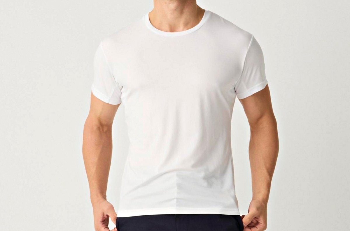 【安いのに涼しい】ミズノが“長年の技術で作った”「新作インナー」がジメジメ真夏の救世主に！