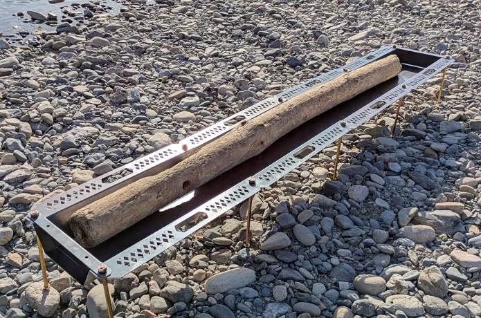 「え、これ燃やせるの？」「ほぼ業務用じゃん」イベント産まれの“タフすぎる新ギア”が1周回って新しい！