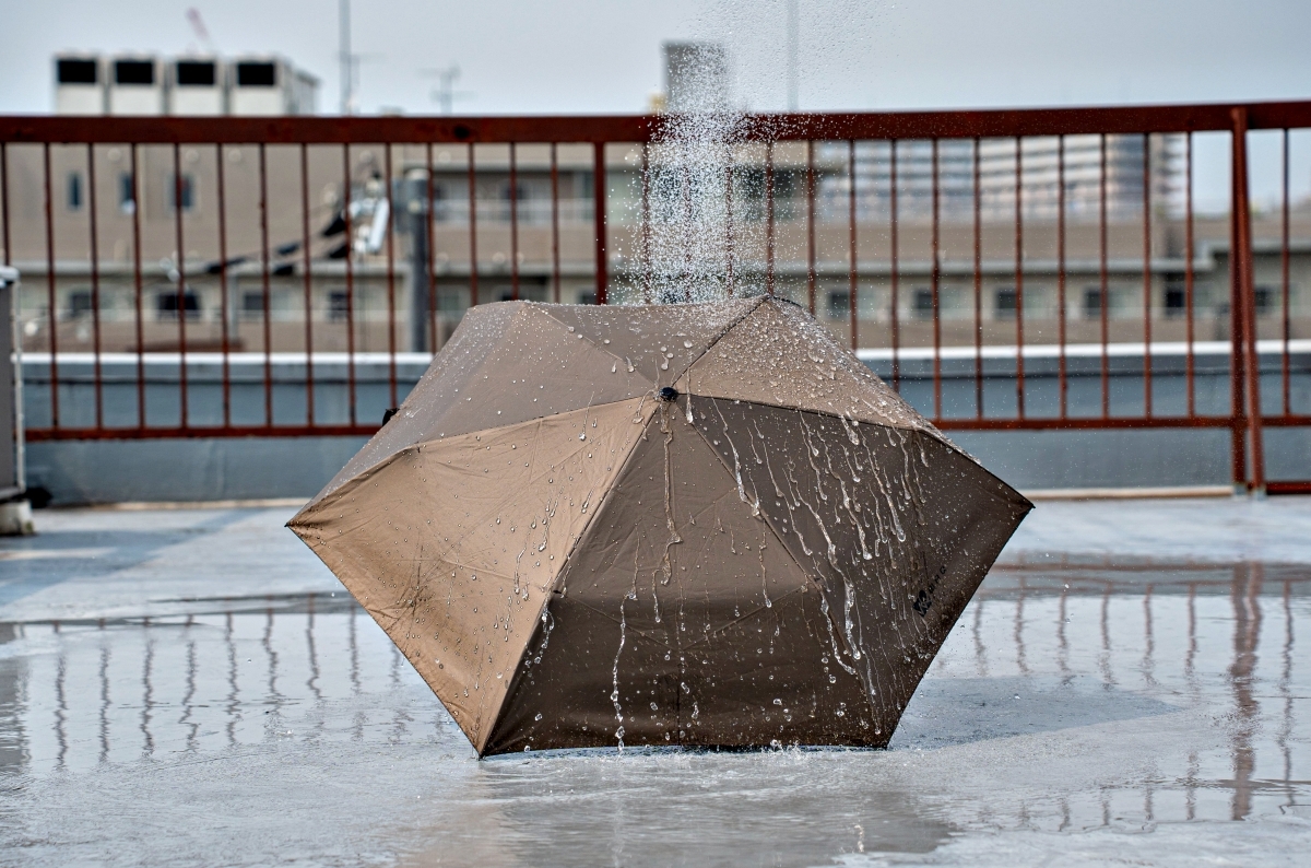 【4日で完売】人気沸騰のWAQ“キャンプギアの技術で作った傘”が再販へ！