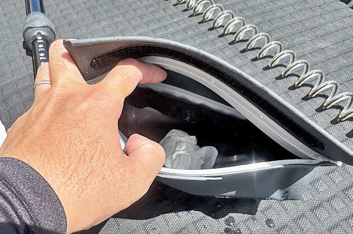 SUPの上で開いたサイドキックドライ