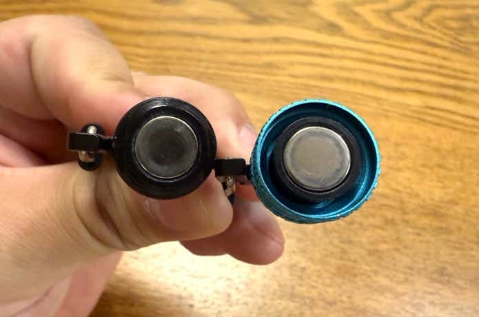 NITEIZE「360° マグネット スライドロックカラビナー