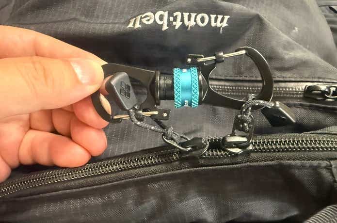 NITEIZE「360° マグネット スライドロックカラビナー