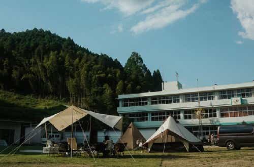 廃校となった小学校をリノベーション。学校ならではの遊びがいっぱい