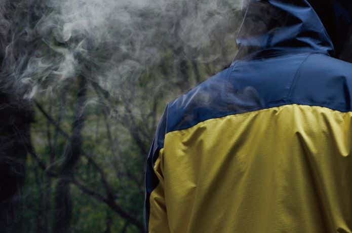 レインウェアから出る湯気