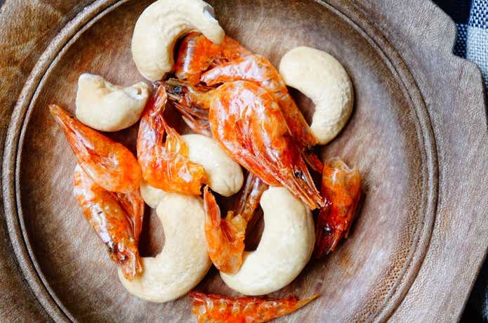 ドンキの小えびとカシューナッツ