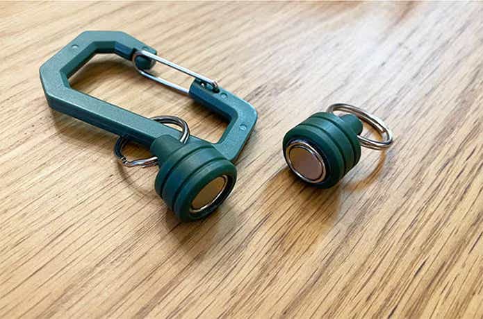 NITEIZE「360° マグネット スライドロックカラビナー