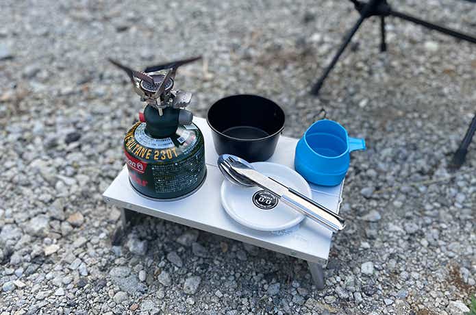 キャプテンスタッグ 「A4 アルミポップアップテーブル」