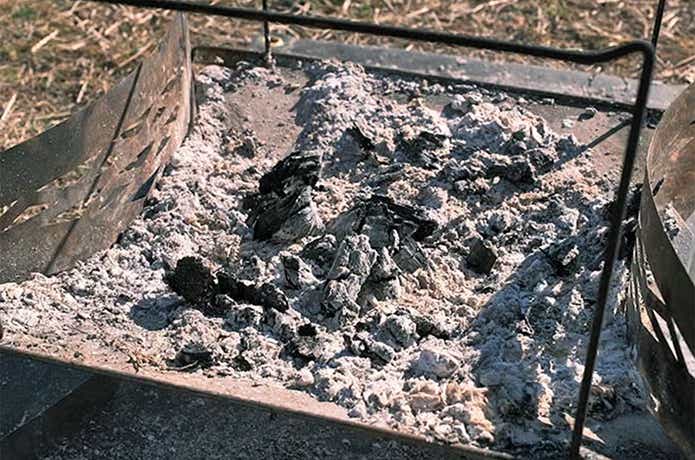 九州薪販売センター「ピカ薪」