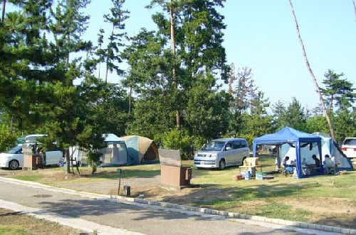 ホテルに併設されているキャンプ場。館内の温泉を利用できる