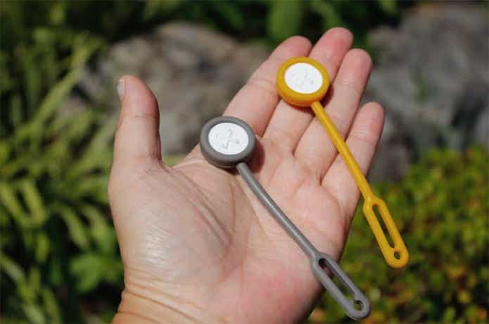 八幡化成「ボタンスリング」