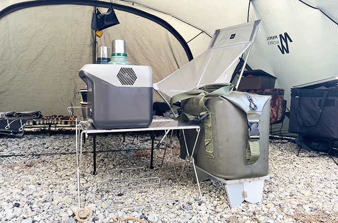 キャプテンスタッグ 「A4 アルミポップアップテーブル」