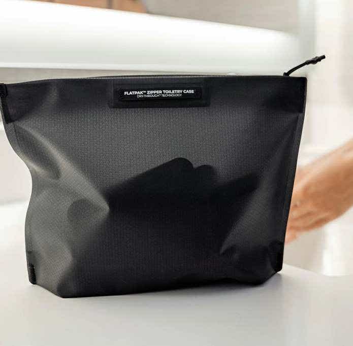 マタドール フラットパックジッパートイレタリーケース