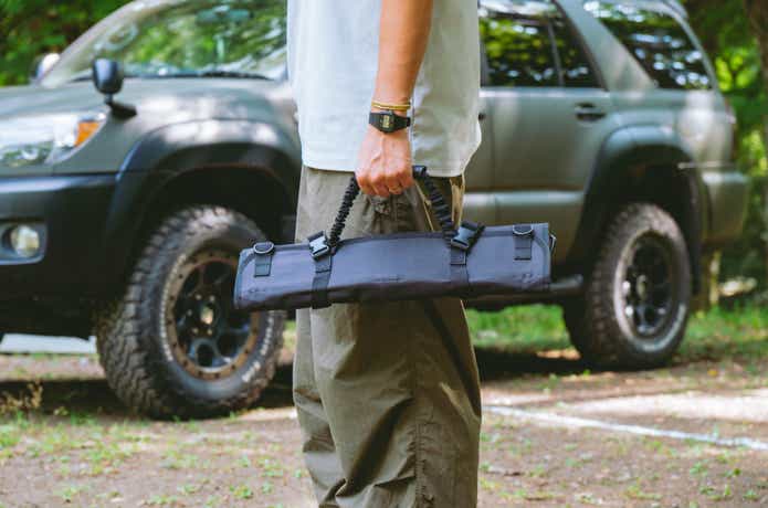 CAMP HACKオリジナルの「マルチシューズラック」