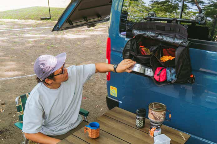 CAMP HACKオリジナルの「マルチシューズラック」