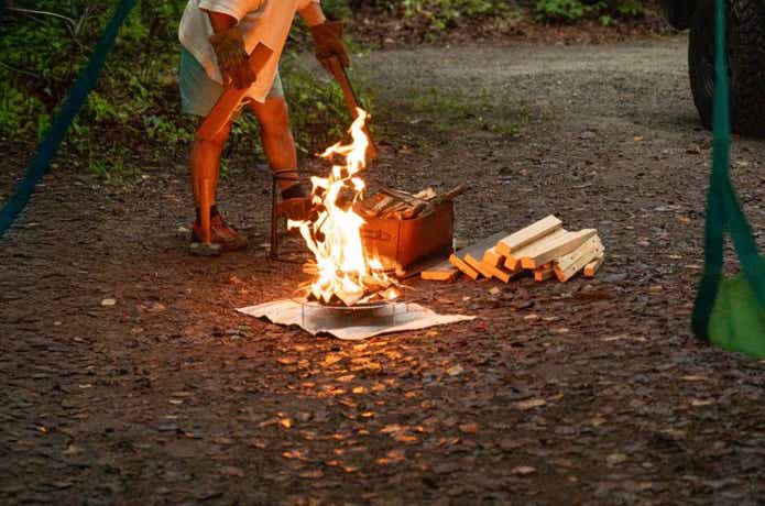 DAISOファイアースタンド