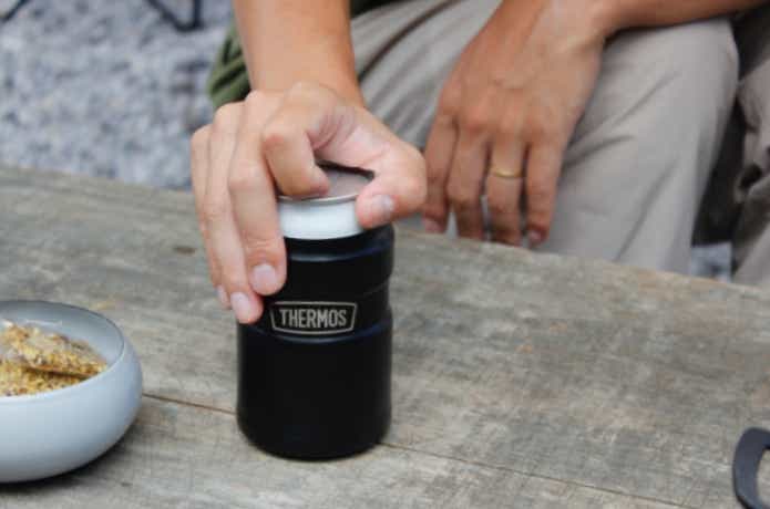 サーモスの保冷缶ホルダー350