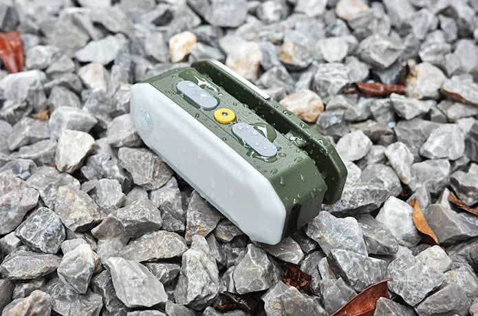 水に濡れたBougeRV AL01