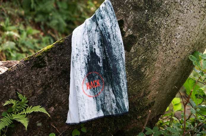 CHAORASのスポーツてぬぐい（CAMP HACK exclusive）BLACK BARK