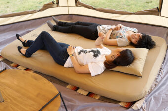 【眠りが激変】キャンプ＆車中泊で快眠を叶える！おすすめエアーベッド厳選12モデル