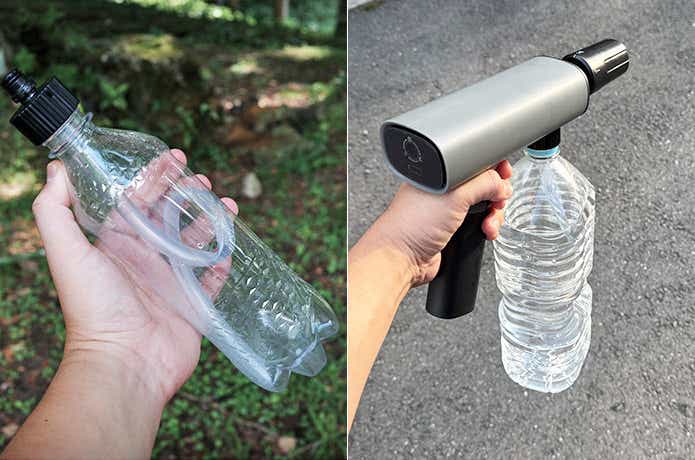 手に持ったペットボトルとポケッタブル高圧洗浄機