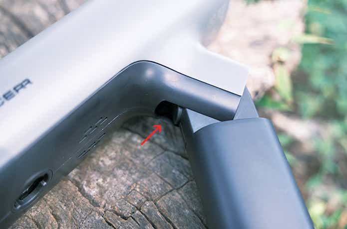 ポケッタブル高圧洗浄機のトリガーボタン