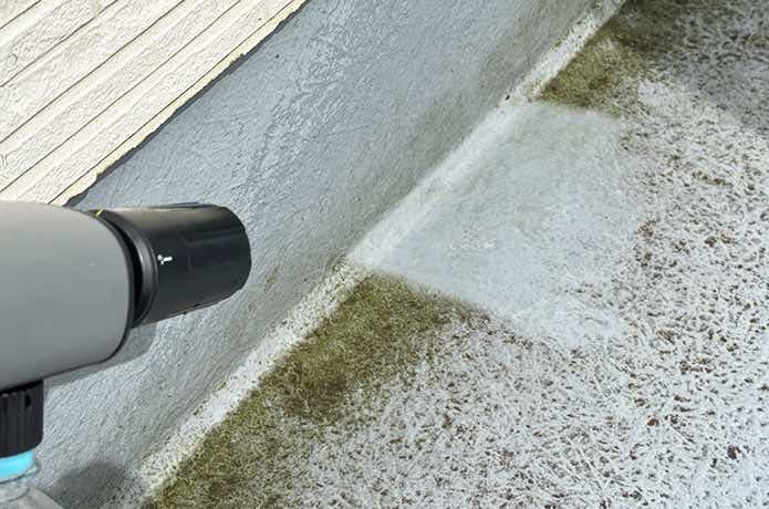 ベランダの汚れとポケッタブル高圧洗浄機