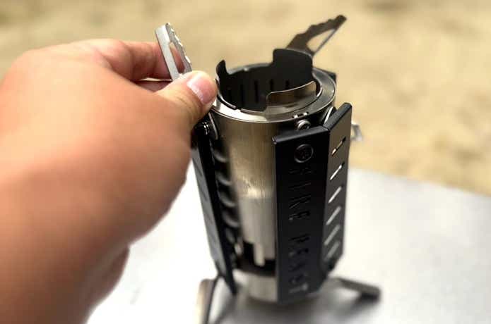 Emu-One「ロケットストーブ Fire Beast2」