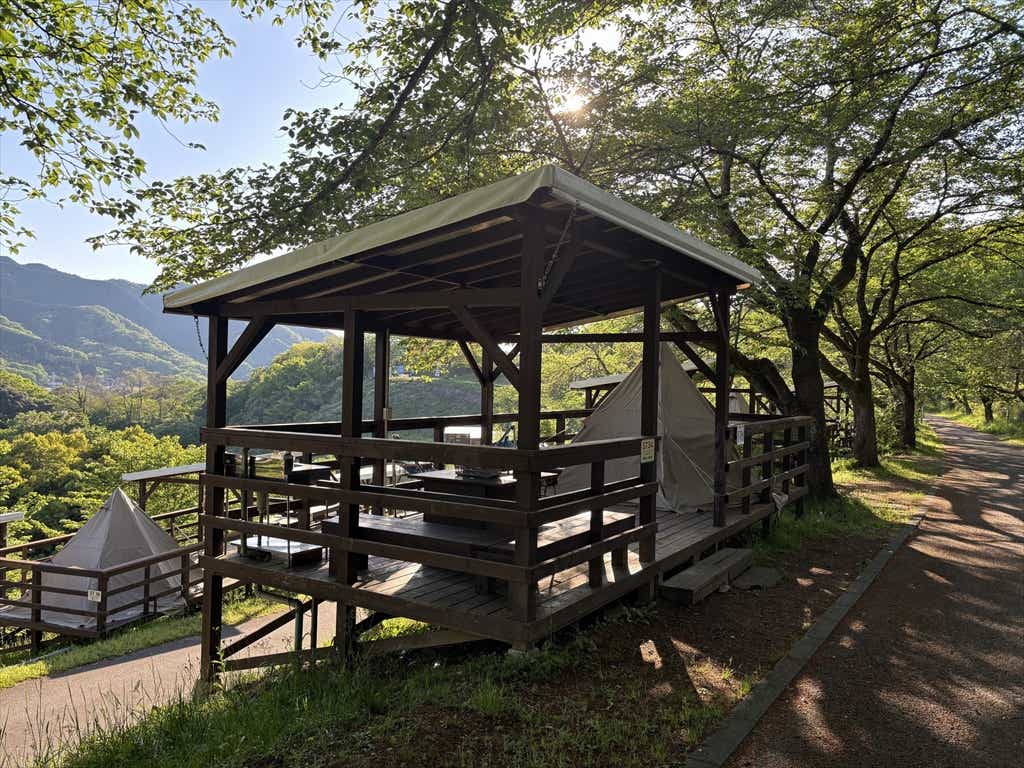 遊園地でも遊べる。家族連れにおすすめのキャンプ場