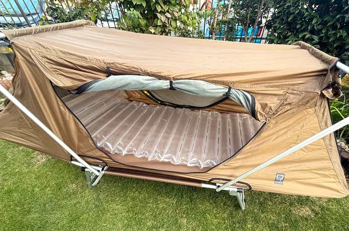 ダイソー「防災備蓄用エアーマット」