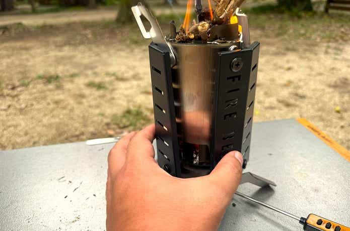 Emu-One「ロケットストーブ Fire Beast2」