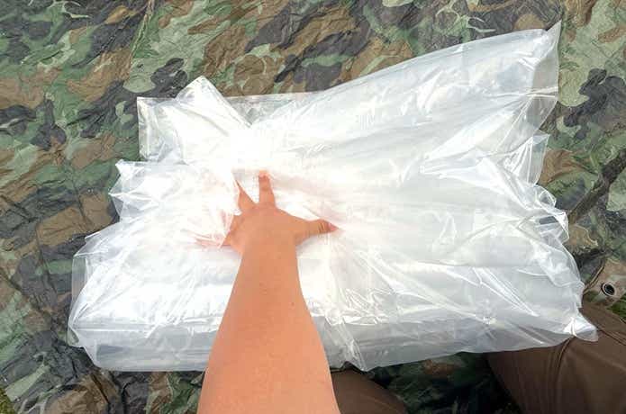 ダイソー「防災備蓄用エアーマット」