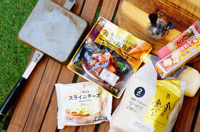 金の豚角煮ホットサンドの材料