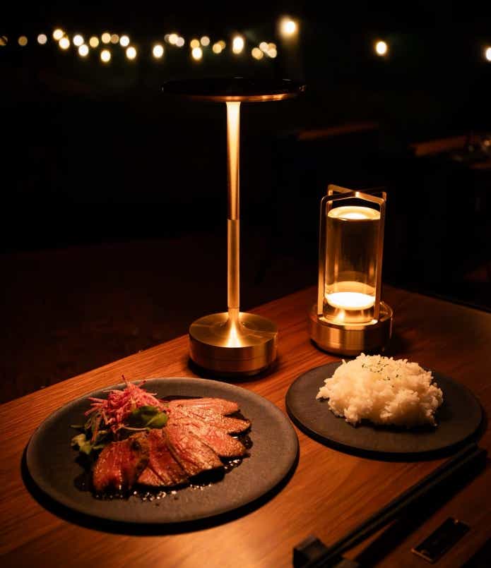 CHOPLETEに盛り付けてある