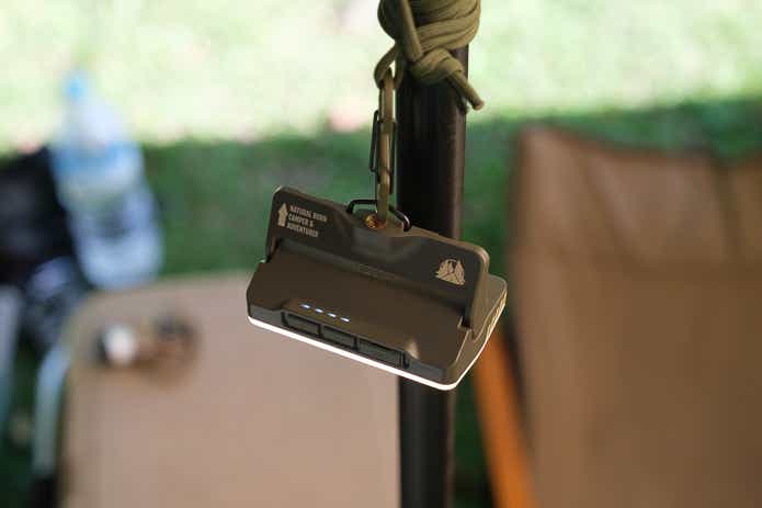 スリムライトミニのテント内設置