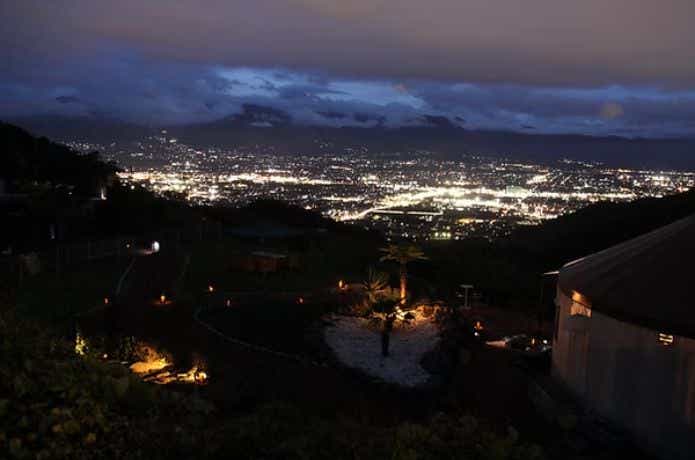 スリーストーンから見える夜景
