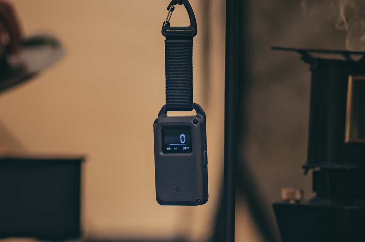 エレコム ネストアウト 「NESTOUT 一酸化炭素アラーム 3in1」「NESTOUT 一酸化炭素アラーム ベーシック」