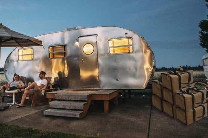 CARBABY 薪バッグを重ねている様子