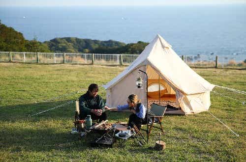 太平洋を眺めながらのんびりキャンプ。設備や周辺施設も充実