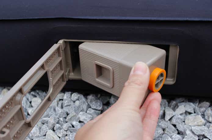 全自動マットの電動ポンプ