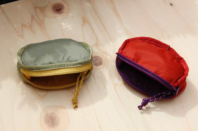 コインパース内側のカラー