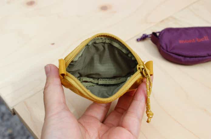 コインパースの内側