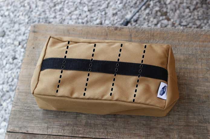 テッシュケース裏面の面ファスナー