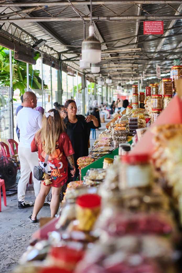 コタキナバル中央市場でお土産などを買う