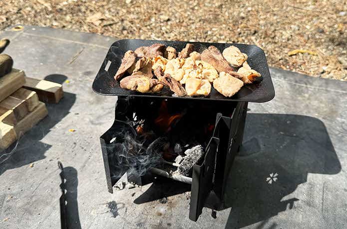 マイクロストーブコンロで焚き火料理
