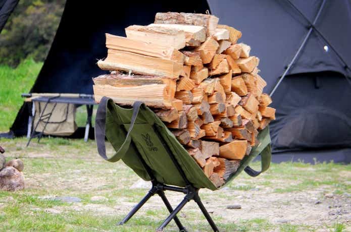 【かっこいい】薪バッグのおすすめ15選!選び方のポイントや代用品も紹介